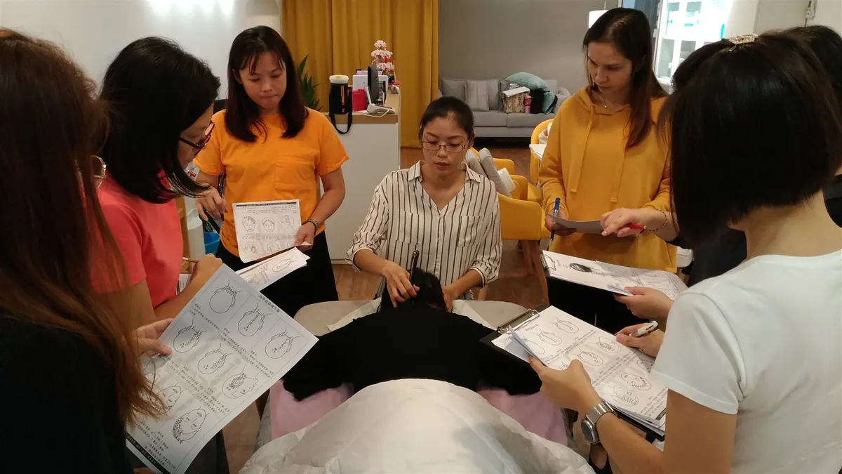 A bojin workshop showing the tool and technique